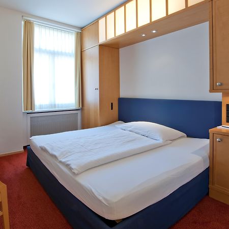 Hotel Schweizerhof Санкт-Мориц Экстерьер фото