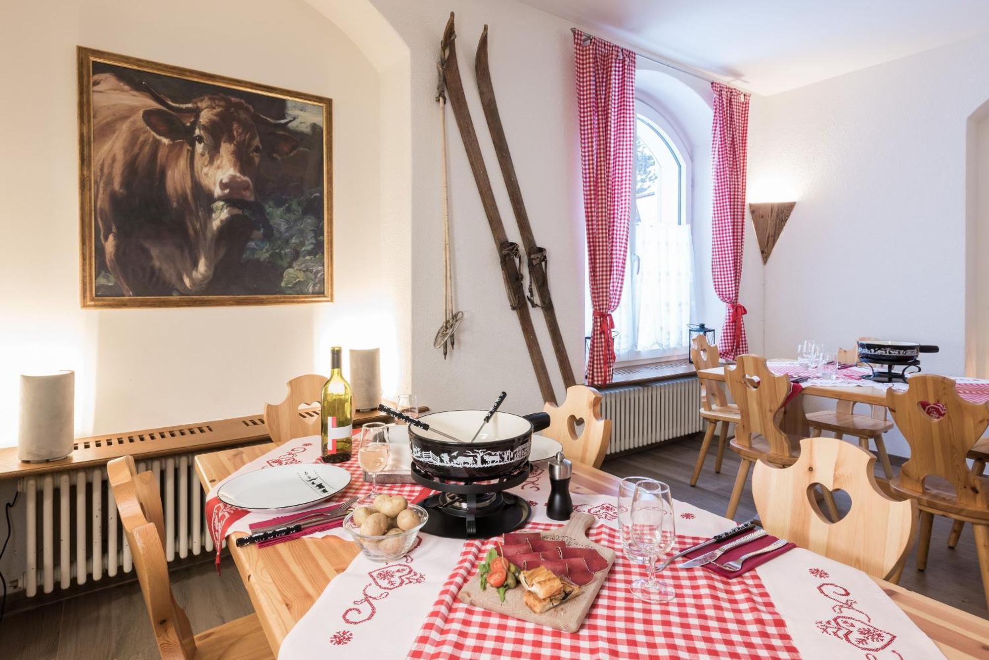 Hotel Schweizerhof Санкт-Мориц Экстерьер фото