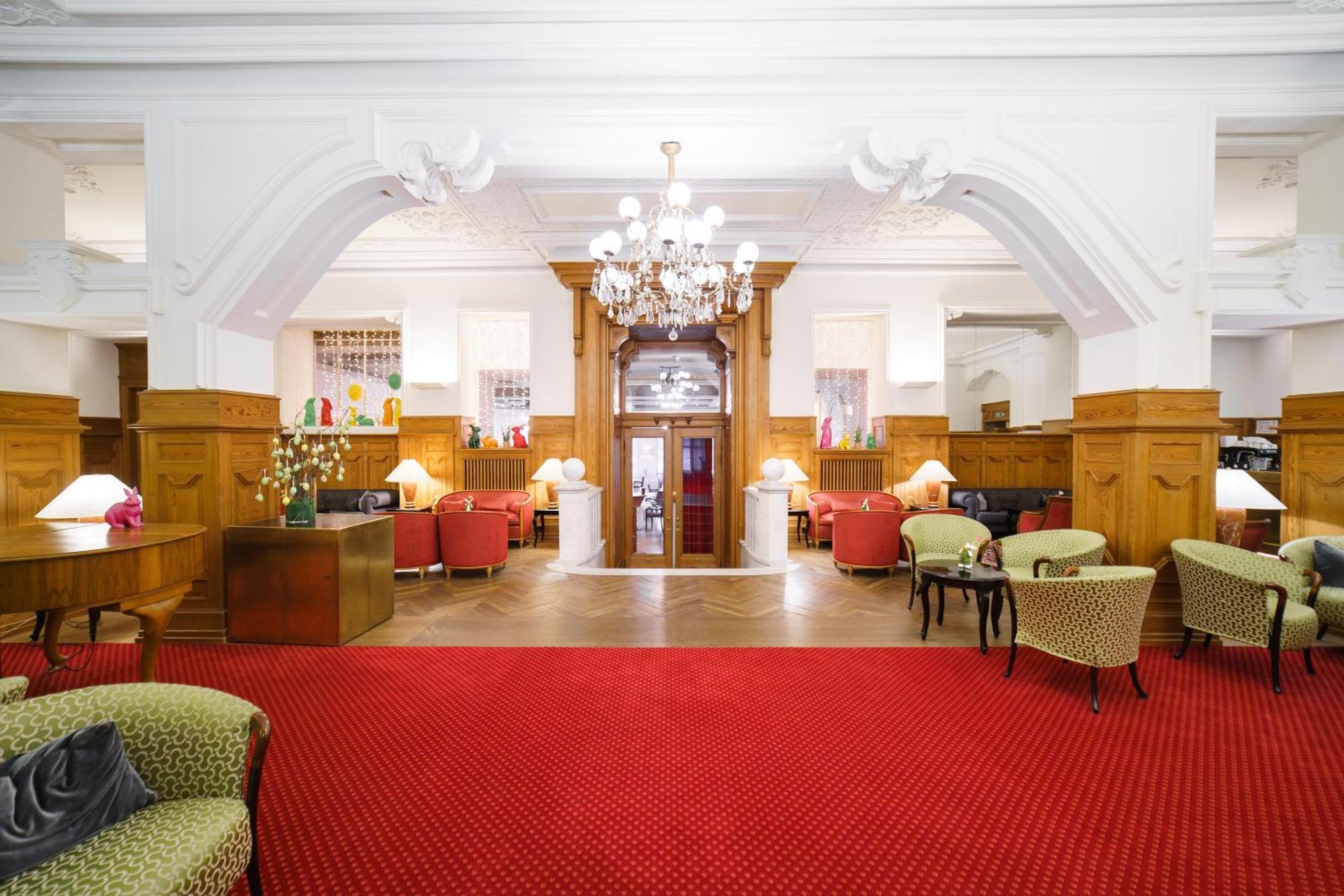 Hotel Schweizerhof Санкт-Мориц Экстерьер фото
