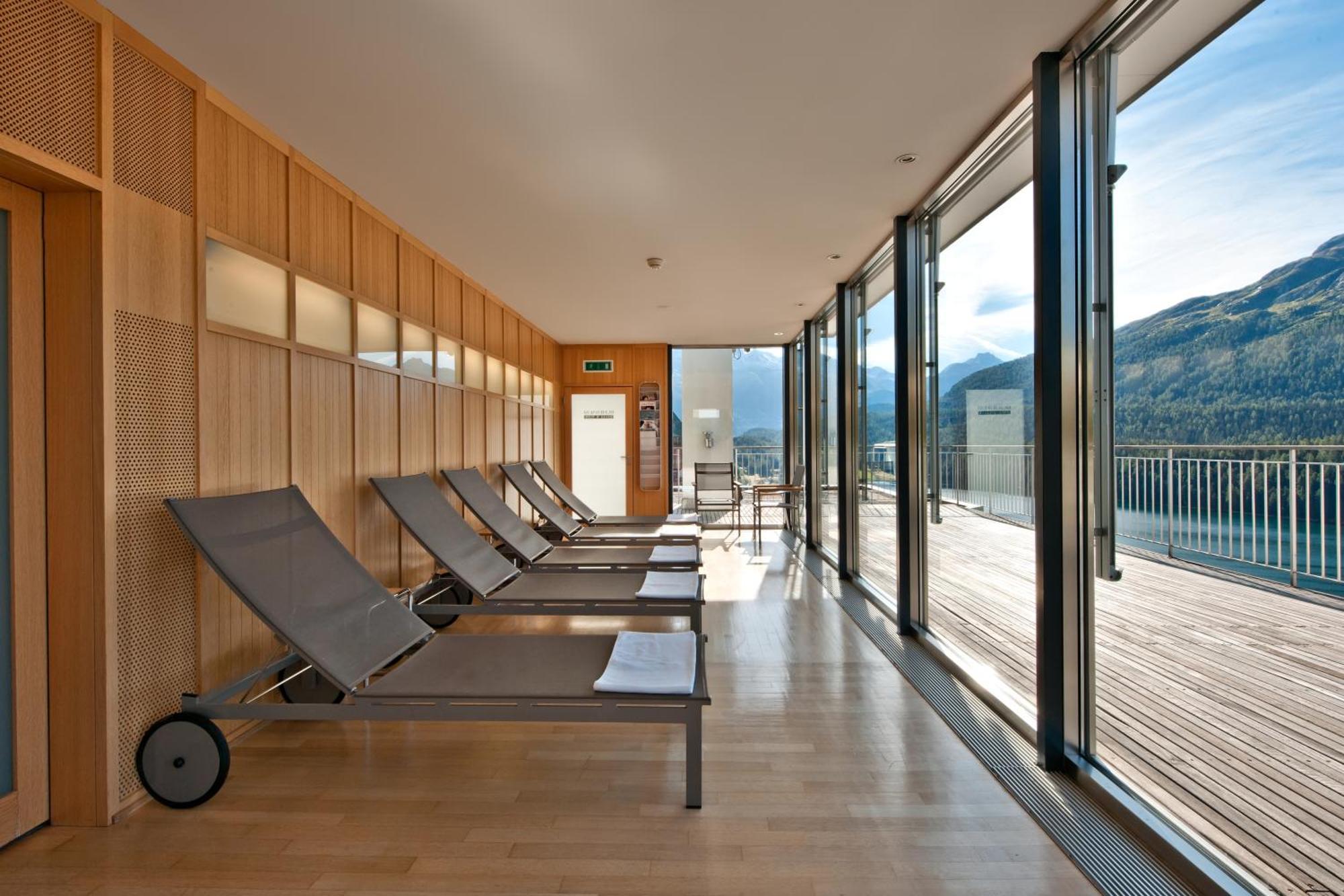 Hotel Schweizerhof Санкт-Мориц Экстерьер фото